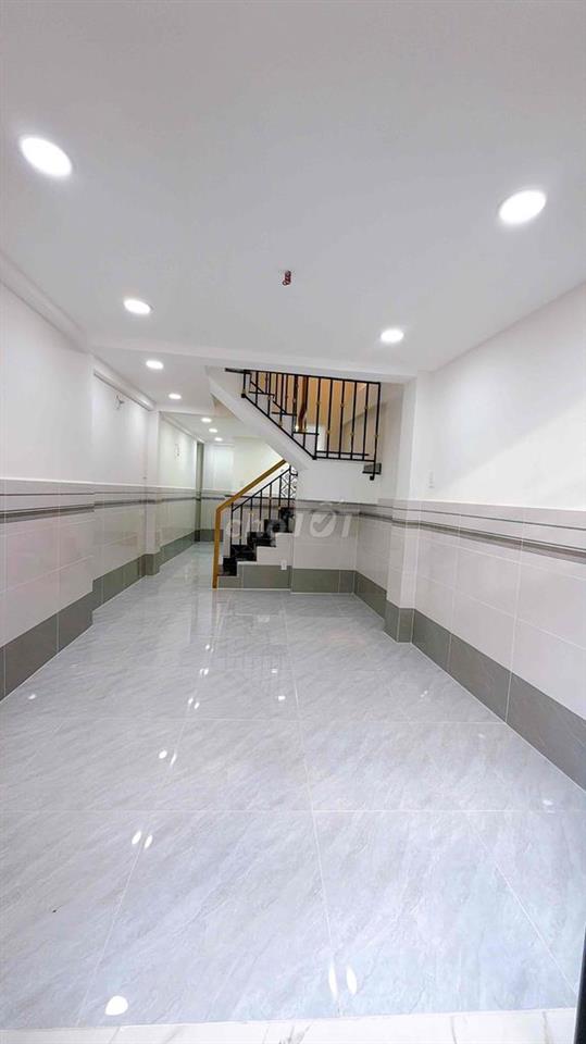 Nhà Mới 100% 4 Tầng 4P3WC Đường Hoàng Diệu