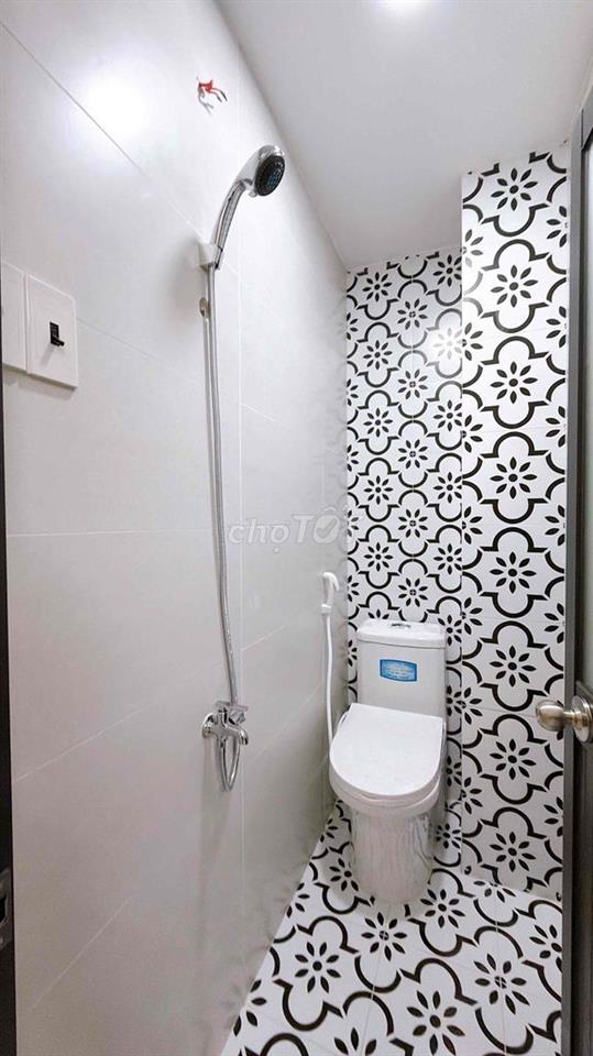 Nhà Mới 100% 4 Tầng 4P3WC Đường Hoàng Diệu