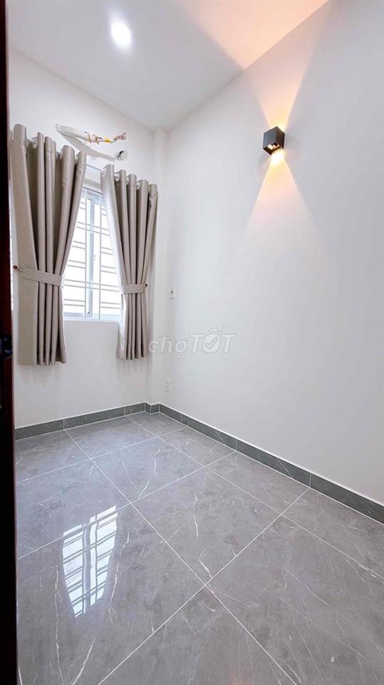 Nhà mới 100% 4P3WC