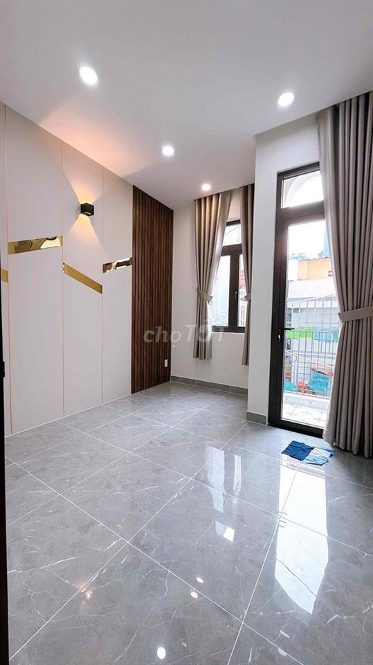 Nhà mới 100% 4P3WC