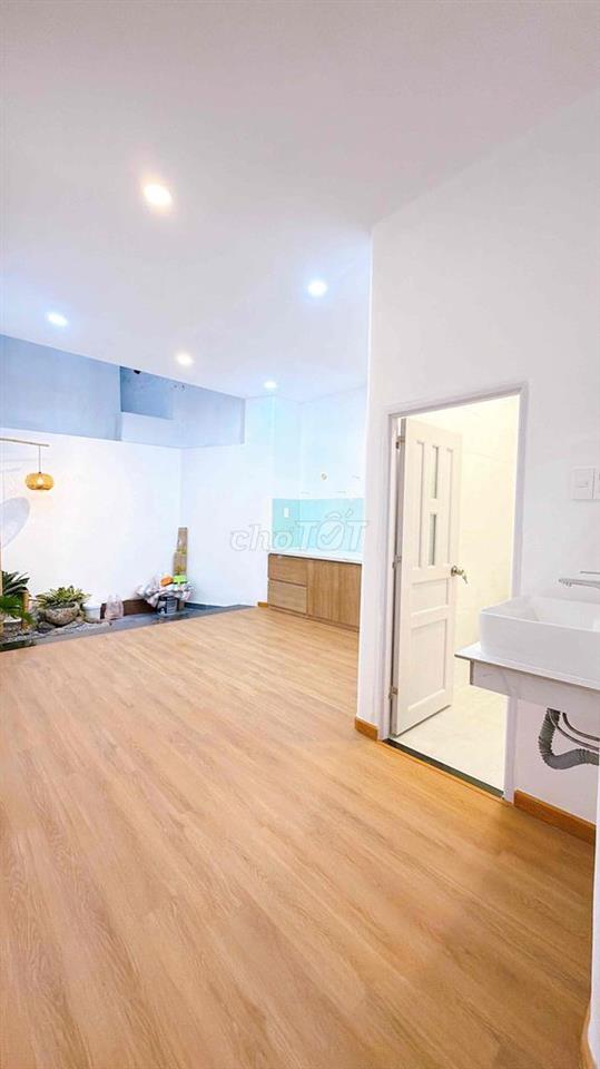Nhà mới 100% 2P2WC