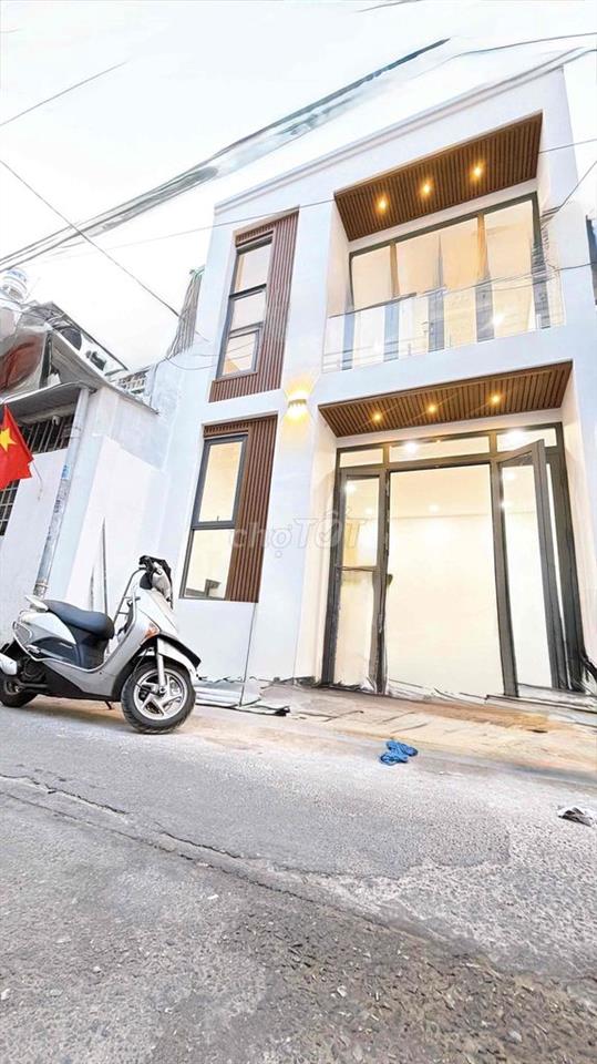 Nhà mới 100% 2P2WC