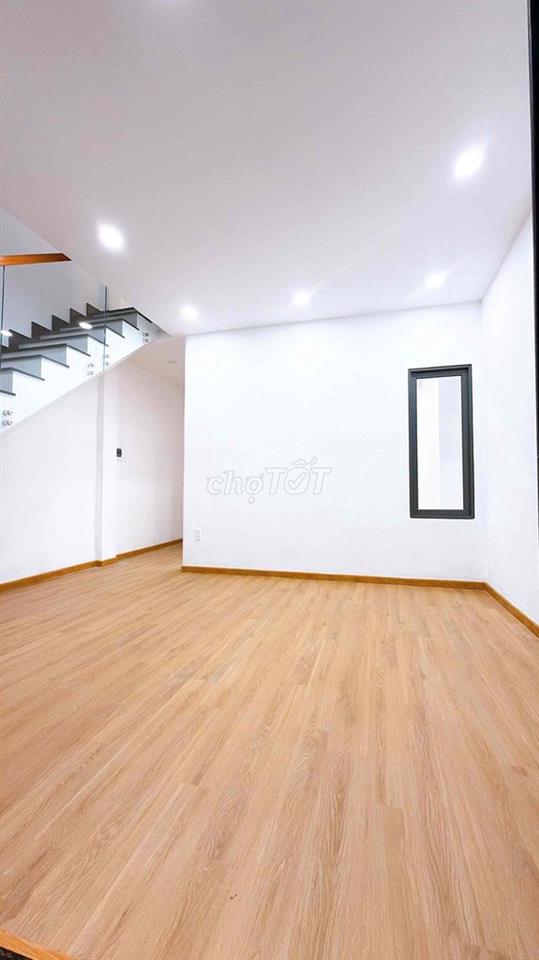 Nhà mới 100% 2P2WC