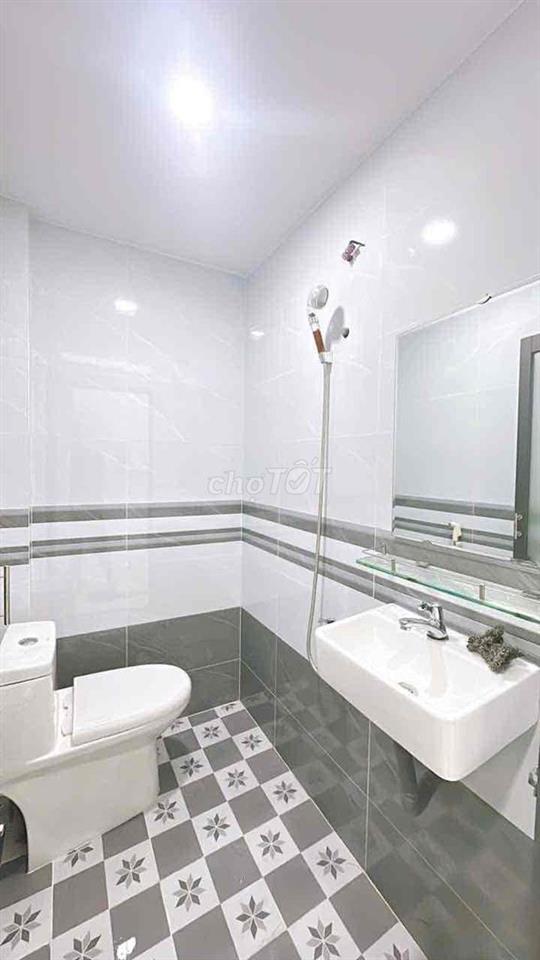 Nhà 2P2WC Gần Đường , Trường học
