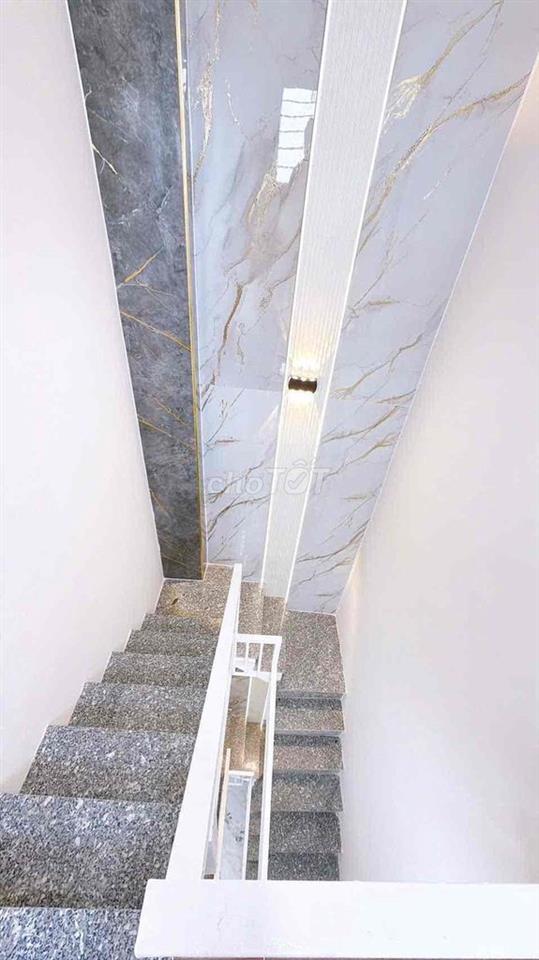 bán nhà quận 4 hẻm tôn đản