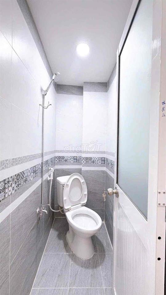 bán nhà quận 4 hẻm tôn đản