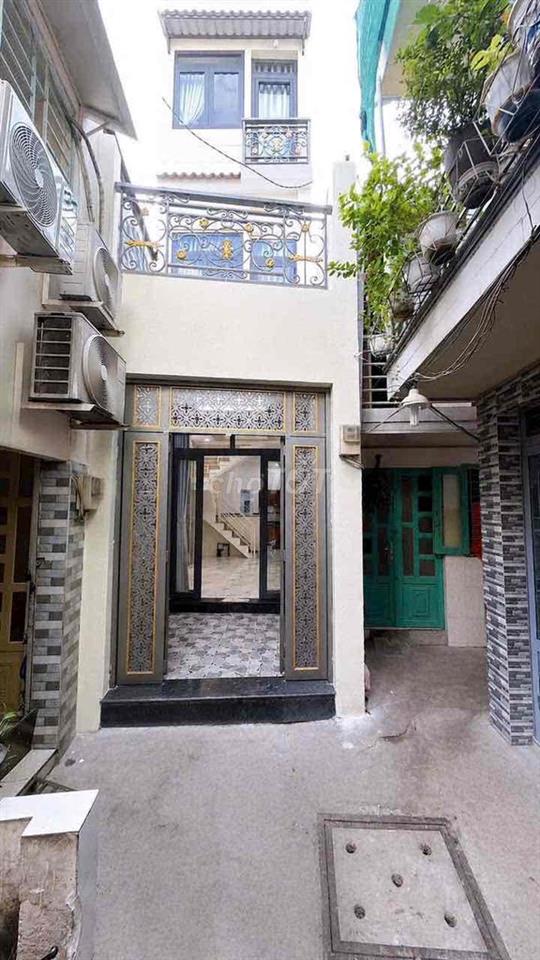bán nhà quận 4 hẻm tôn đản