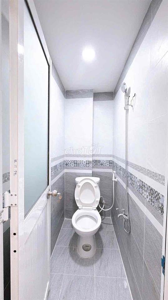 bán nhà quận 4 hẻm tôn đản
