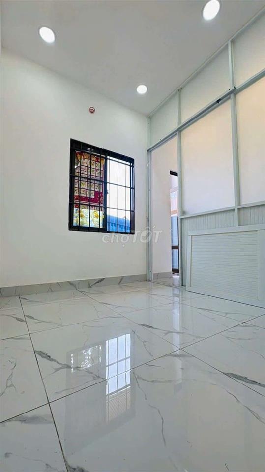 NHÀ ĐẸP  2 LẦU  GIÁ TỐT  . Q. 6.