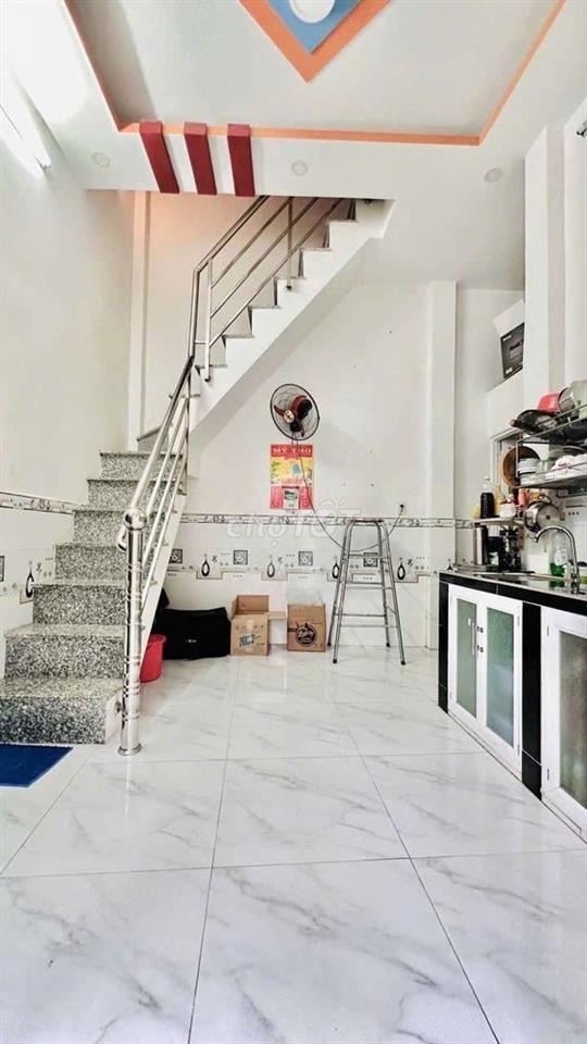 NHÀ  NHỎ XINH . P . 15 Q. 8 . SỔ HỒNG RIÊNG  