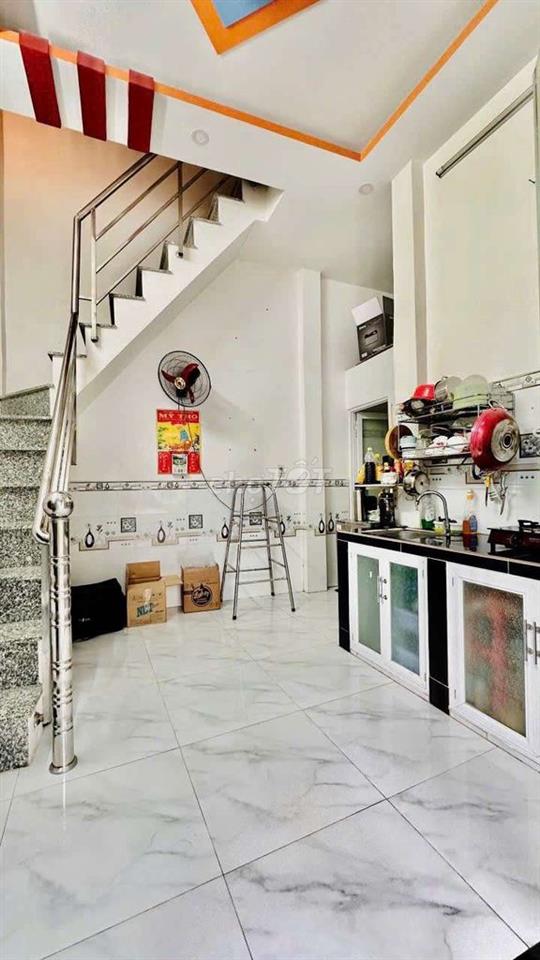 NHÀ  NHỎ XINH . P . 15 Q. 8 . SỔ HỒNG RIÊNG  