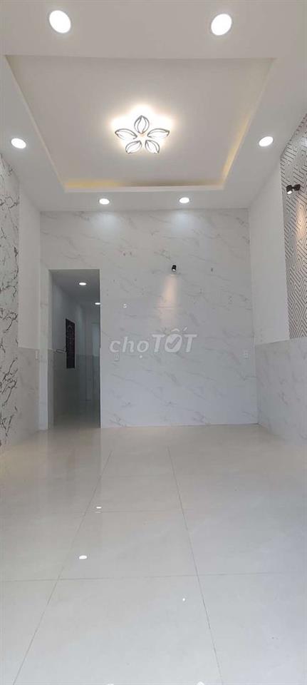 CHO THUÊ  NHÀ . HẺM XE  HƠI. P 15 Q. 8.