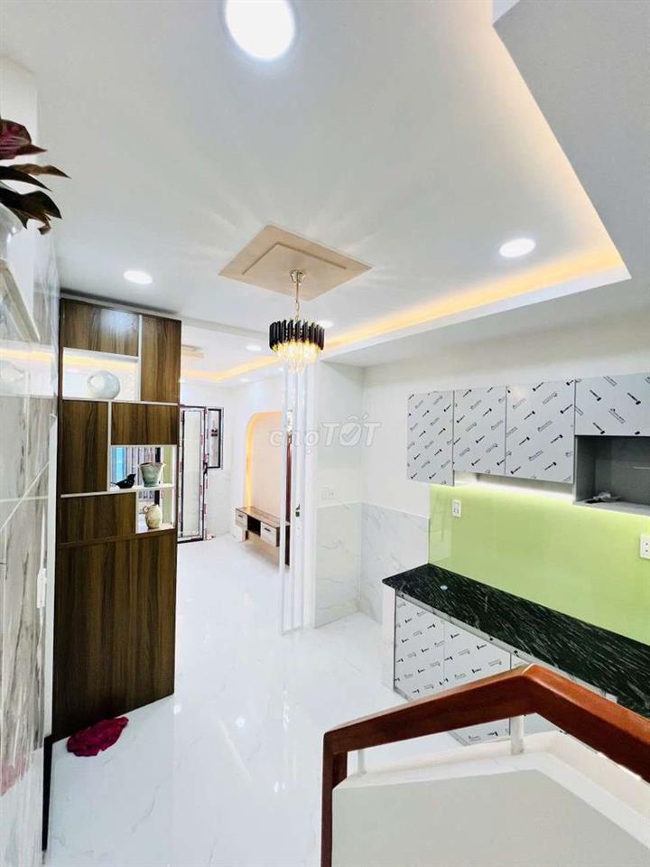 SIÊU PHẨM LUNG LINH  . P PHÚ ĐỊNH. . Q. 8