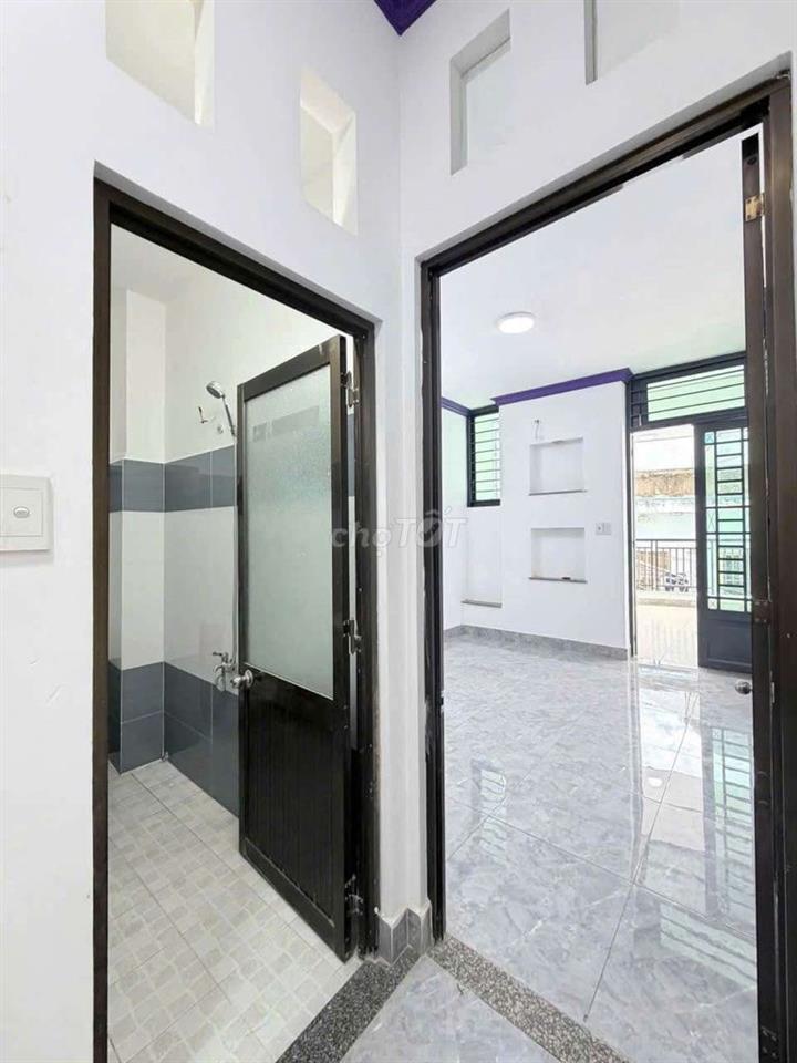 NHÀ ĐẸP GIÁ TỐT  . PHƯỜNG  CHÁNH HƯNG  .