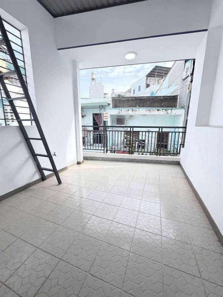 NHÀ ĐẸP GIÁ TỐT  . PHƯỜNG  CHÁNH HƯNG  .