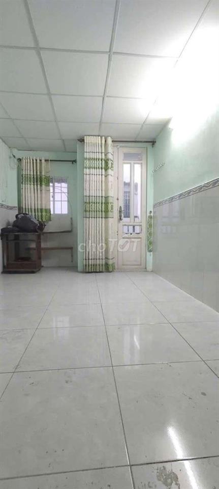 NHÀ  2 LẦU  GIÁ  TỐT  Q 8.