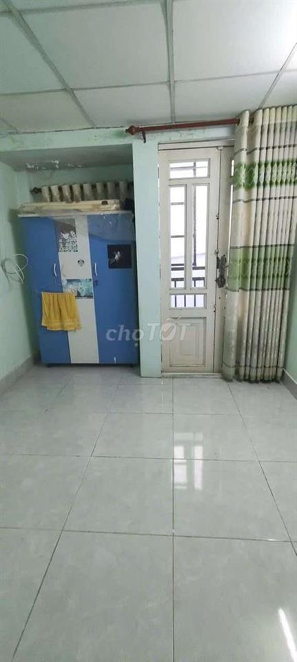 NHÀ  2 LẦU  GIÁ  TỐT  Q 8.