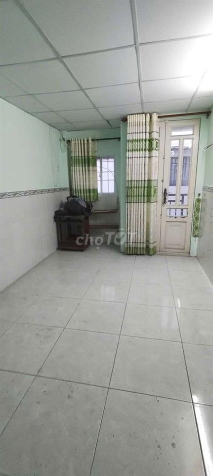 NHÀ  2 LẦU  GIÁ  TỐT  Q 8.