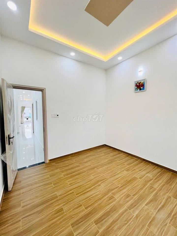 SIÊU PHẨM ĐẸP. P PHÚ ĐỊNH  . DT 86M2