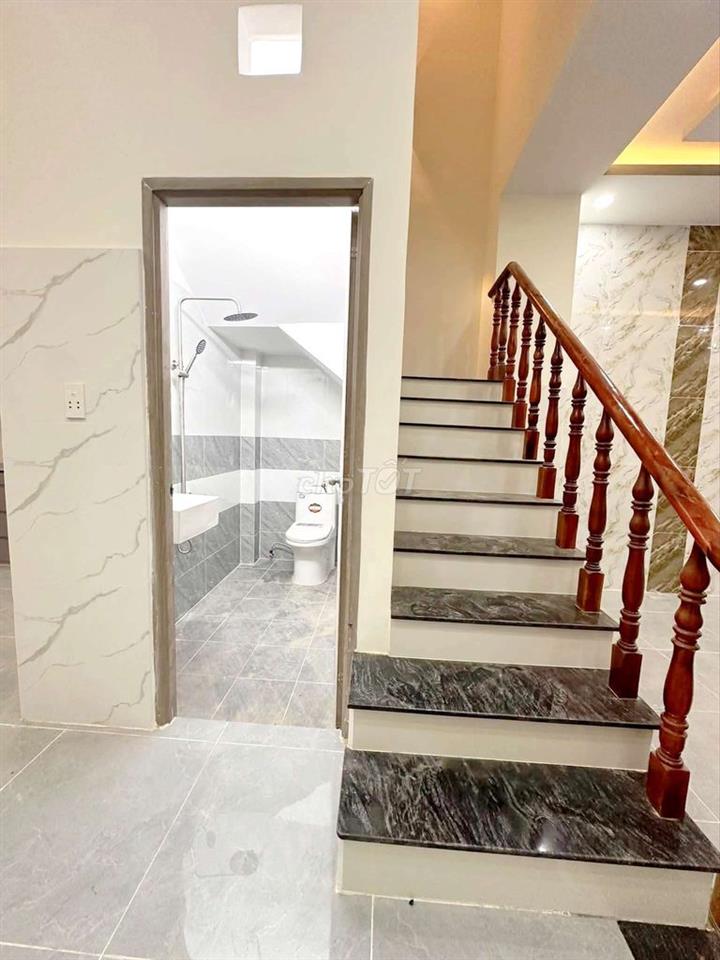 NHÀ MỚI  💯 . PHƯỜNG  PHÚ ĐỊNH  DT 89 M2