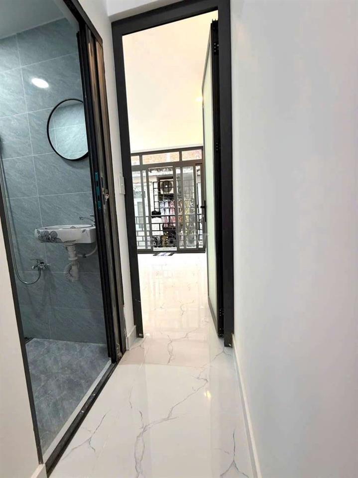 NHÀ ĐẸP  GIÁ  TỐT. . SỔ HỒNG RIÊNG  . P 16 Q. 8