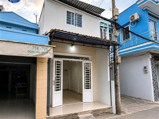 NHÀ MẶT TIỀN ĐƯỜNG ĐOÀN VĂN BƠ QUẬN 4 GIÁ SIÊU TỐT
