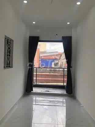 NHÀ QUẬN 4 CÓ DÒNG TIỀN THUÊ SẴN - GIÁ 2 TỶ