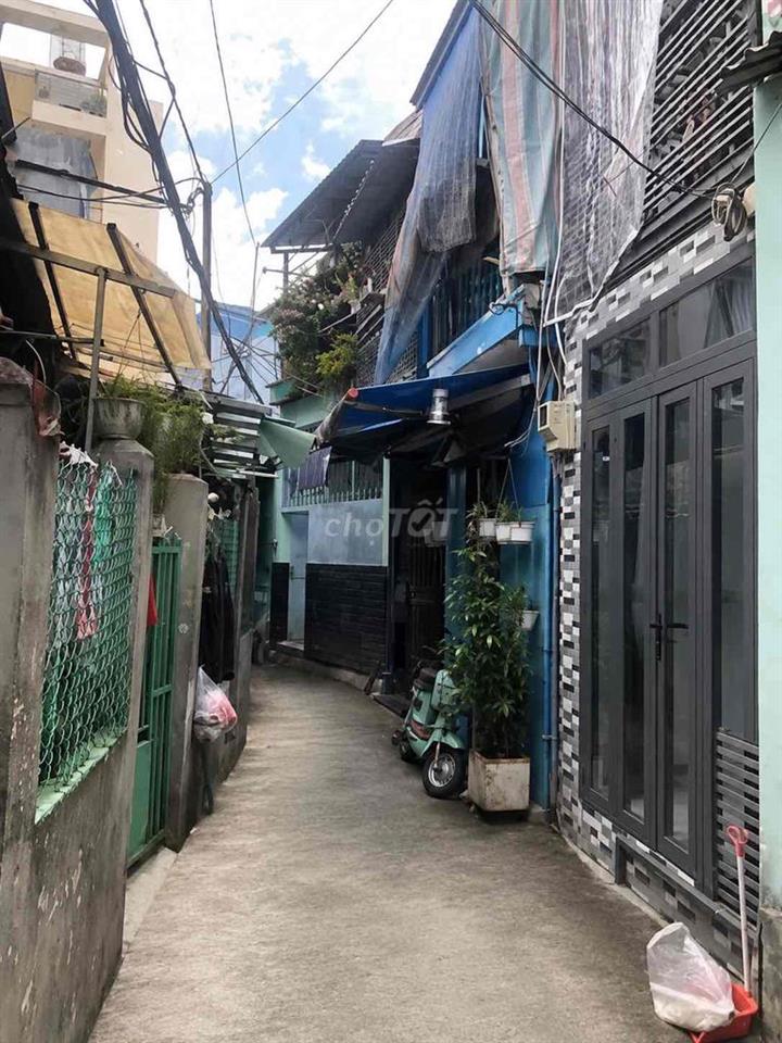 NHÀ QUẬN 4 CÓ DÒNG TIỀN THUÊ SẴN - GIÁ 2 TỶ