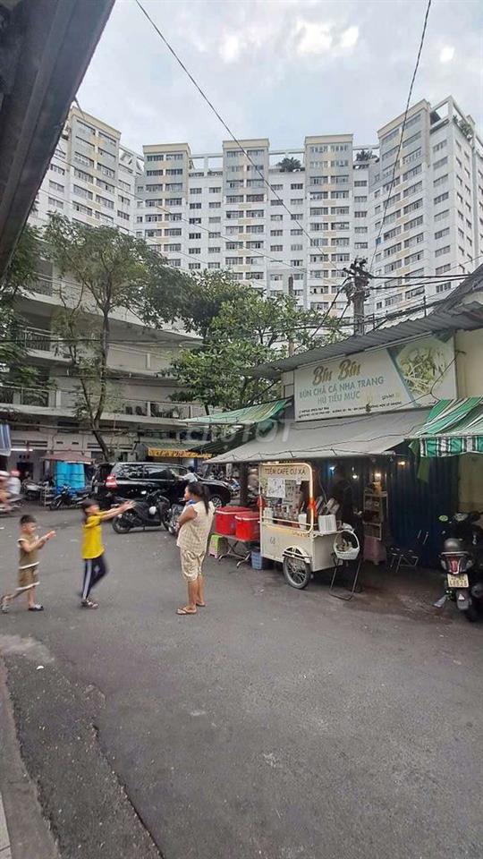Chính chủ bán nhà mặt tiền khu cư xá Vĩnh Hội, phường Khánh Hội, TpHCM