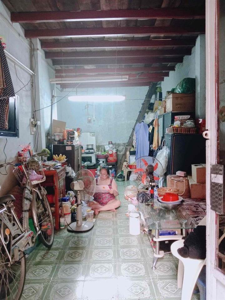 Bán Nhà Q.4 Giấy Tờ Chính Chủ