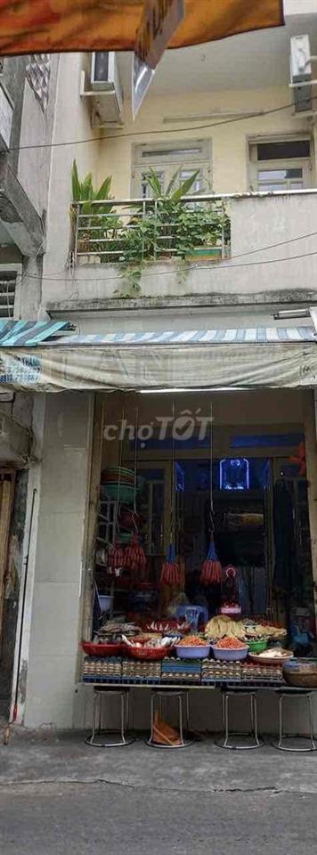 BÁN NHÀ NGAY CHỢ XÓM CHIẾU, THUẬN TIỆN KINH DOANH