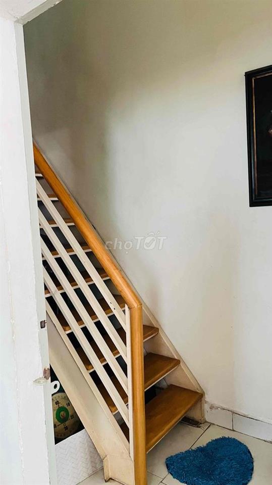 NHÀ CHO THUÊ NGUYỄN CĂN MẶT TIỀN ĐƯỜNG ĐOÀN VĂN BƠ( ngay chợ)