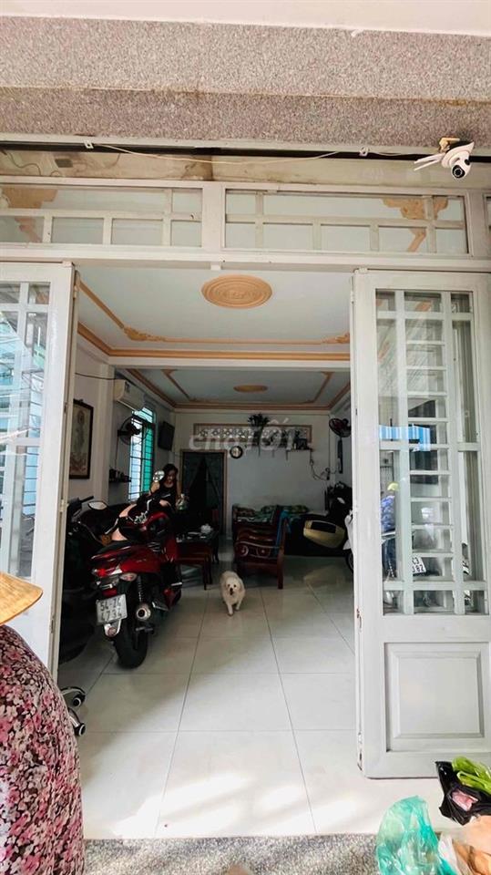 NHÀ CHO THUÊ NGUYỄN CĂN MẶT TIỀN ĐƯỜNG ĐOÀN VĂN BƠ( ngay chợ)