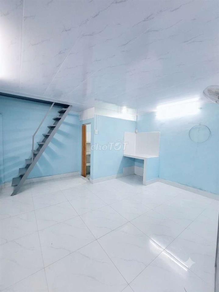 cho thuê 2 căn nhà liền kề, hẻm xe hơi gần đường lớn