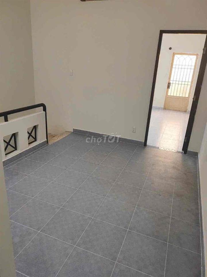 CHO THUÊ NHÀ NGUYÊN CĂN Q4 – HẺM 1/ NGUYỄN TẤT THÀNH