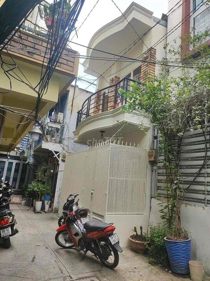 CHO THUÊ NHÀ NGUYÊN CĂN Q4 – HẺM 1/ NGUYỄN TẤT THÀNH
