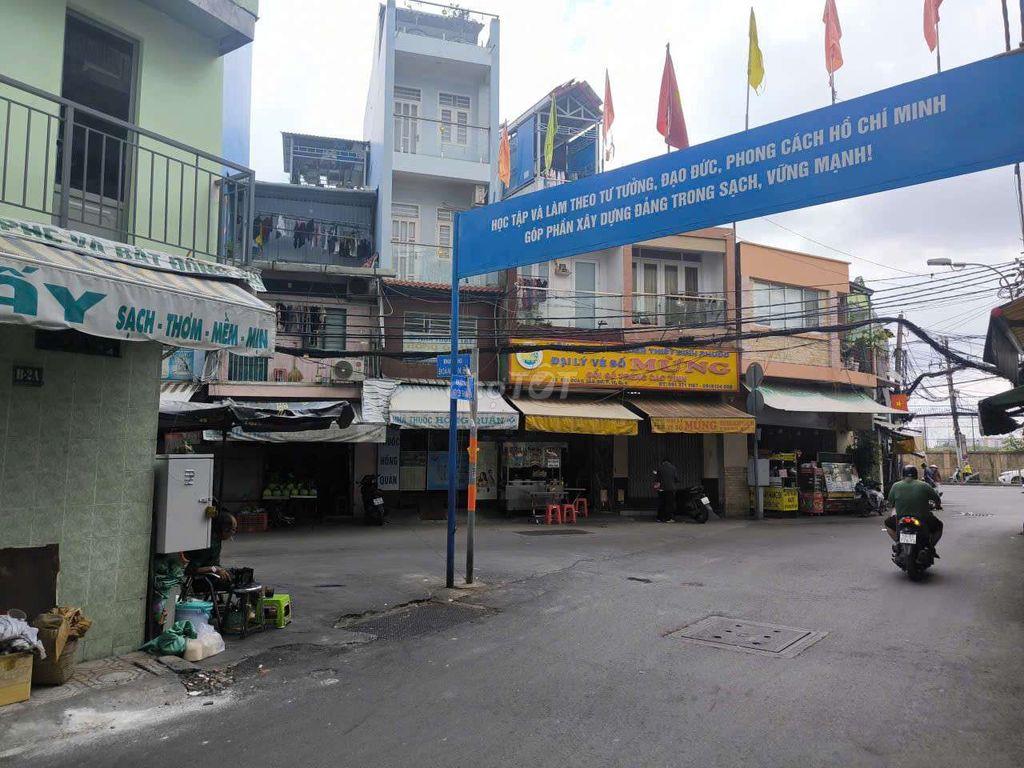 Nhà mặt tiền , ngay góc chợ , dễ buôn bán , ngay cầu tân thuận 2
