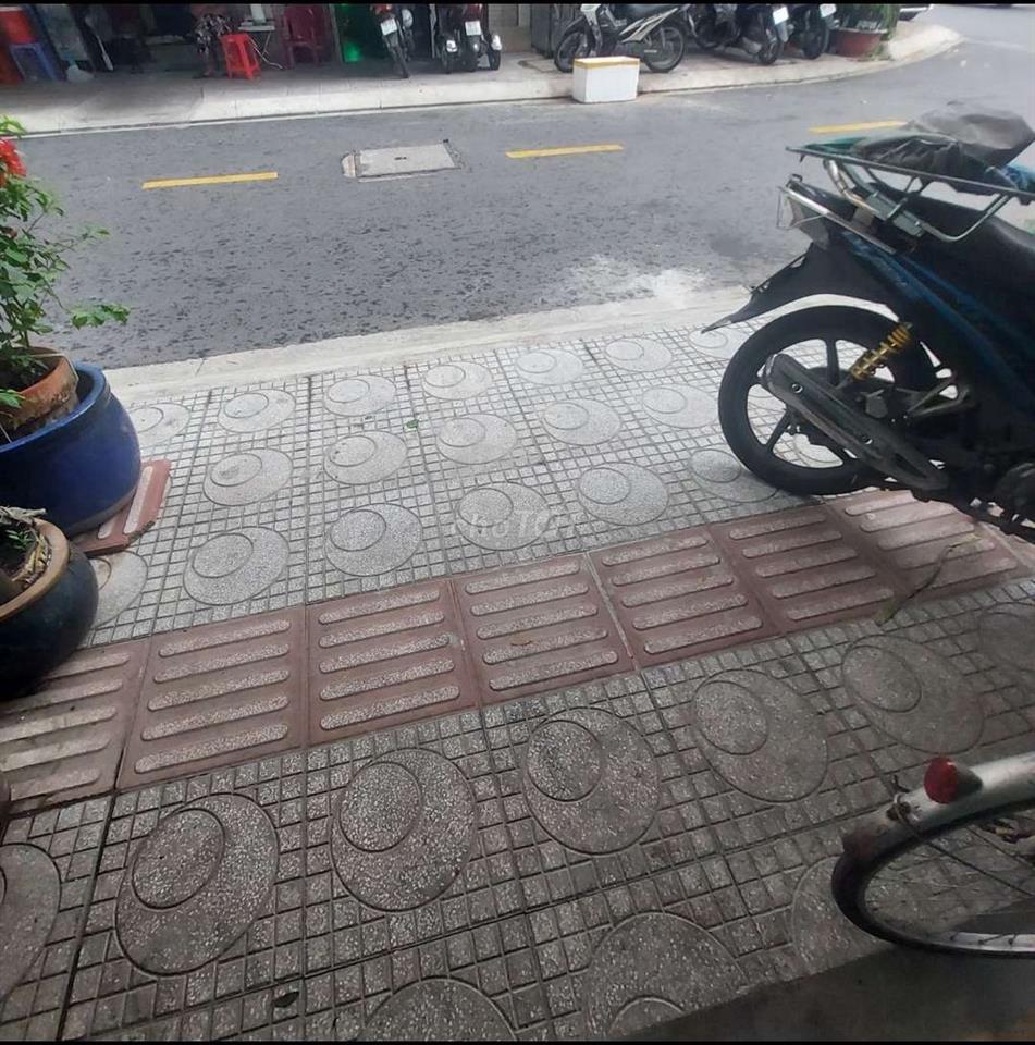 CHO THUÊ MẶT BẰNG 5 TRIỆU