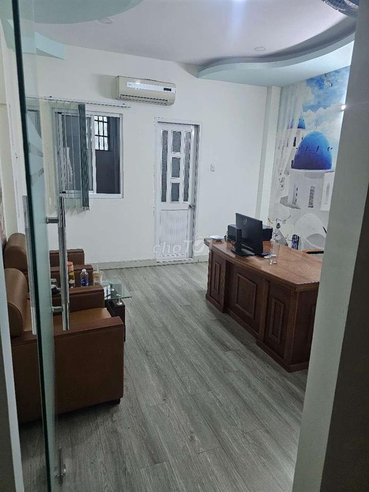 Cho thuê làm văn phòng toàn bộ tầng 2