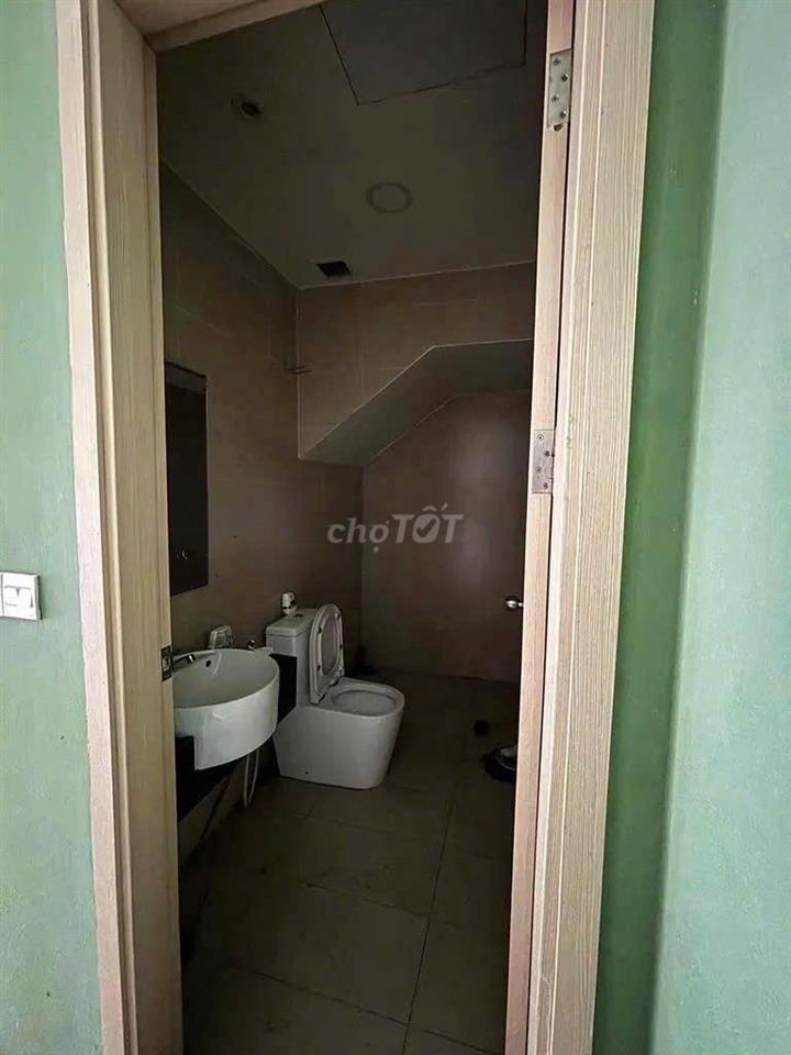 Cho Thuê Mặt Bằng Shophouse Hòa Bình, Tân Phú ( 1 Trệt + 1 Lầu )
