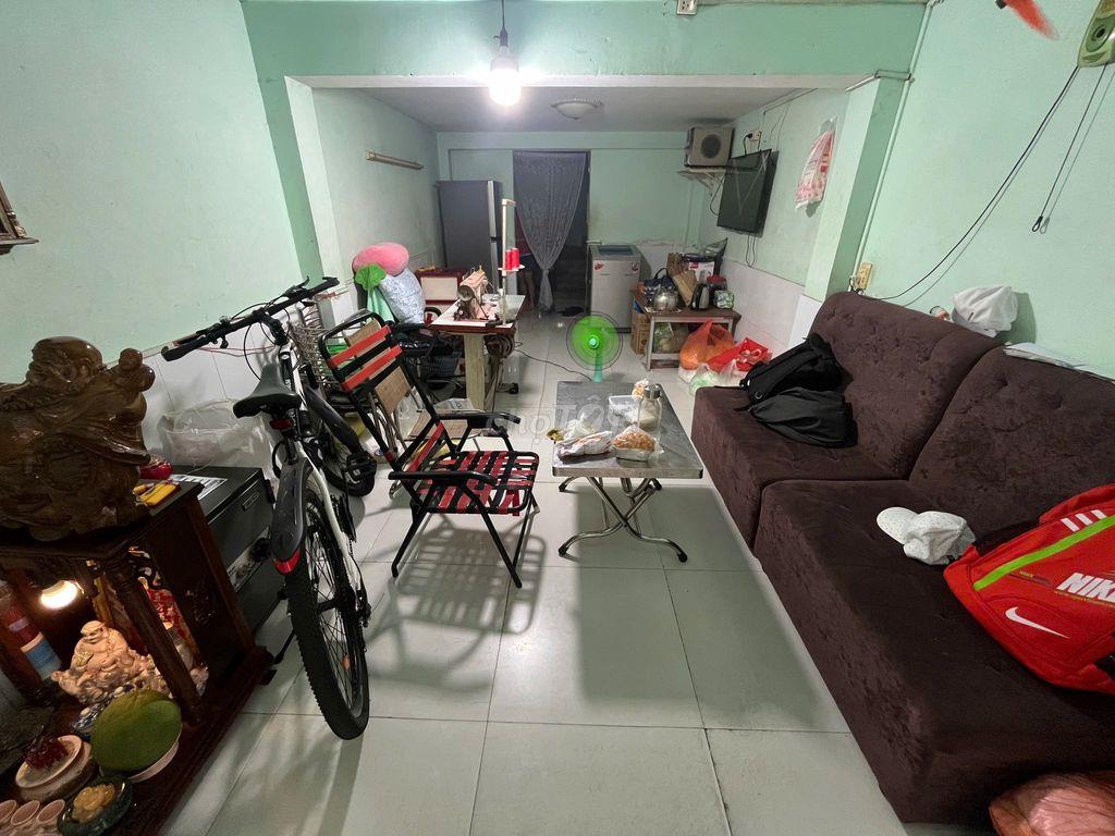 [Đoàn Văn Bơ Q4 HCM] Cho thuê mặt bằng tầng trệt để dạy/kinh doanh