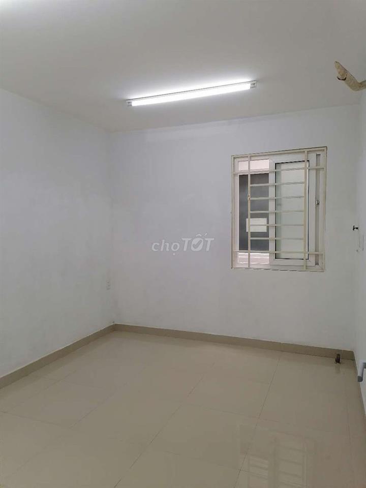 Phòng trọ Q4 giá rẻ