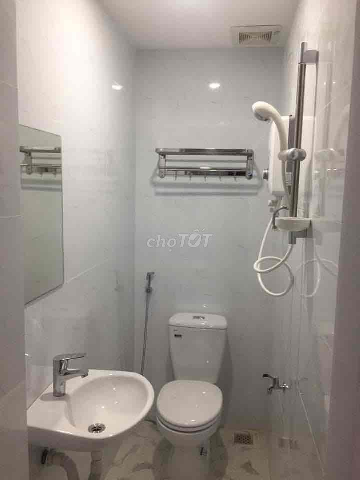 (SV-NVVP) Trọ Q4 Đoàn Văn Bơ, DHTôn Đức Thắng - Chợ 200
