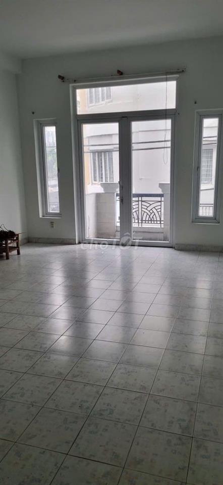 Cho thuê nguyên căn mặt tiền đường 6m