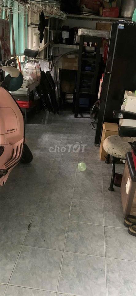 Cho thuê mặt bằng sân mặt tiền đường Vĩnh Hội