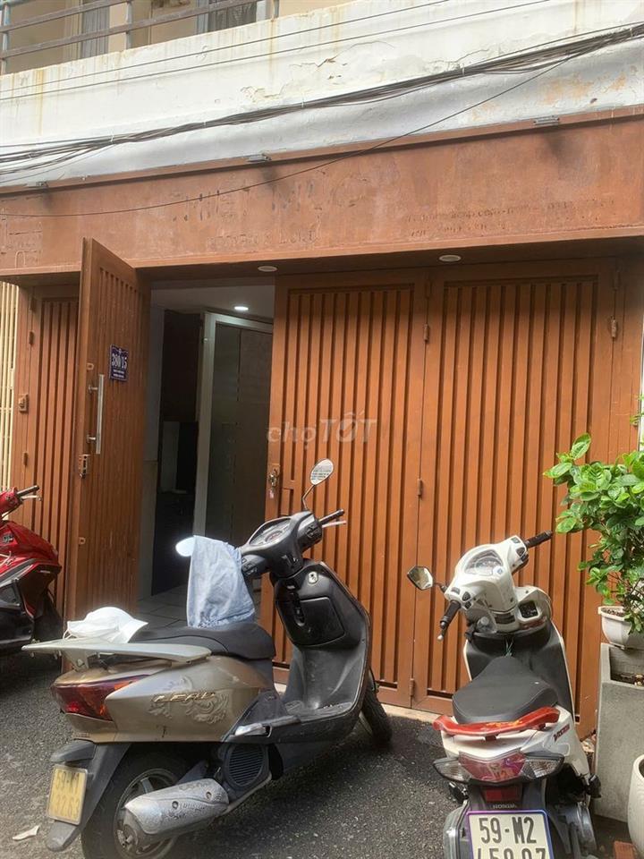 Cho thuê nhà nguyên căn đường NKKN Q3