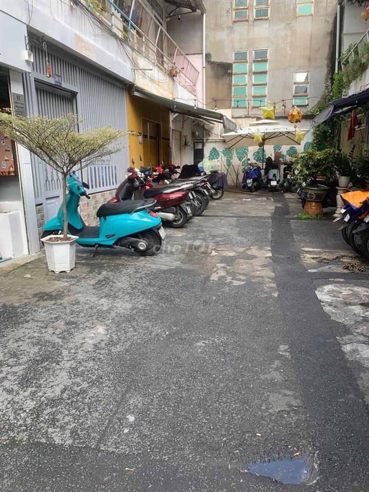 Cho thuê nhà nguyên căn đường NKKN Q3