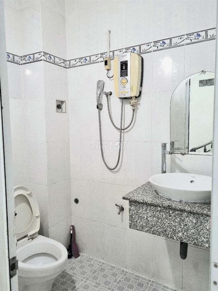 Phòng trọ Quận 4 mới sạch đẹp