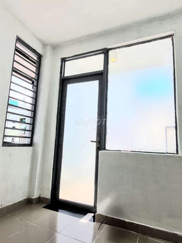 Phòng trọ Quận 4 mới sạch đẹp