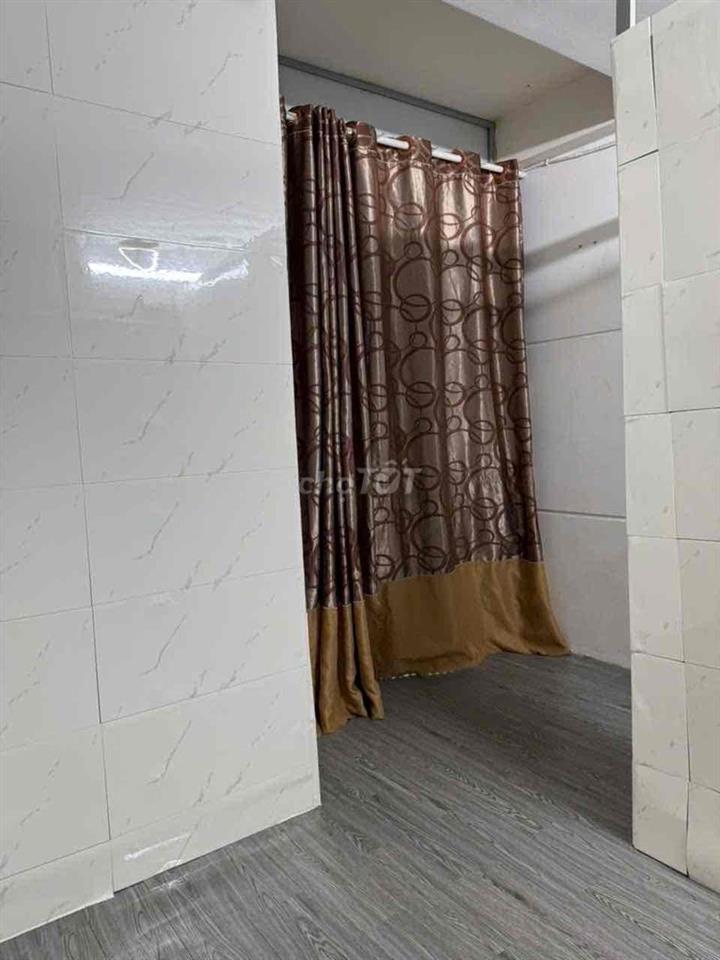 Cho thuê phòng trọ, có máy lạnh, máy giặt